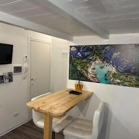 Lime Apartments - Bamboo Алгеро Екстериор снимка